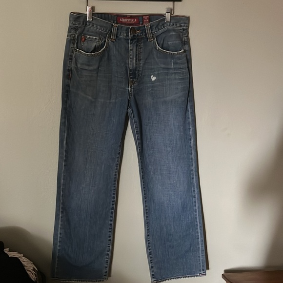 AEROPOSTALE DISTRESSED BLUE JEANS 32 x 30” straight leg - Picture 11 of 14